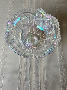 Vintage L.E. Smith Aztec Heritage Comet in the Stars Iridescent Glass Bowl 6.5"